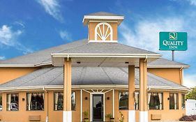 Quality Inn Morton At I-74